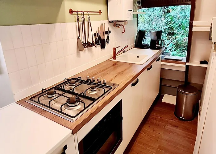 Chalet Cozy Woodland Near Durbuy *